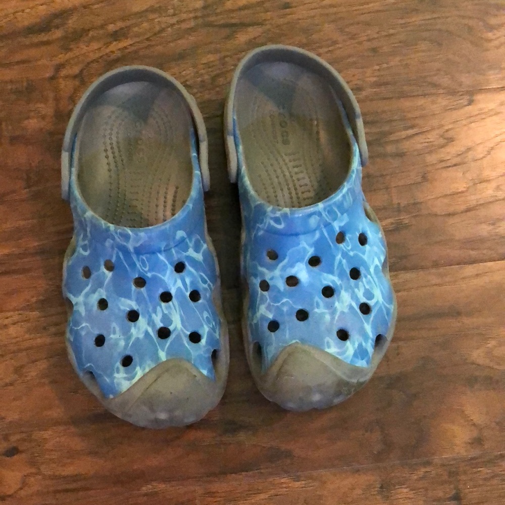 Crocs
